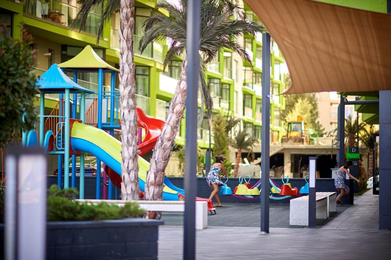 Ace Aparthotel Pool & Spa Mamaia Nord Năvodari Exterior foto